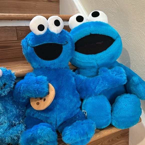 Lot of Cookie Monster stuffed animals - Picture 4 of 4